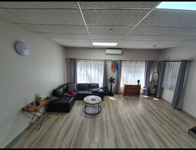 3 BEDROOM HOUSE FOR SALE IN VANDERBIJLPARK SW 5